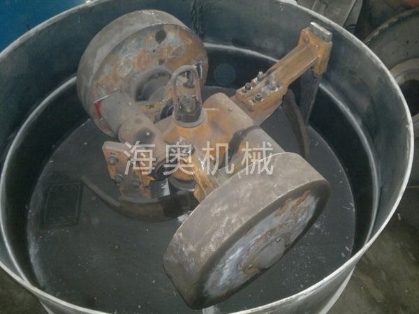 碾輪式混砂機
